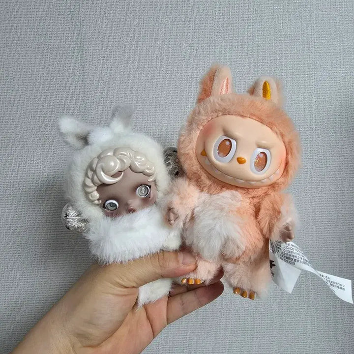 [BUNJANG] POP MART Labubu &amp; Skull Panda Figures / POP MART 라부부, 스컬판다