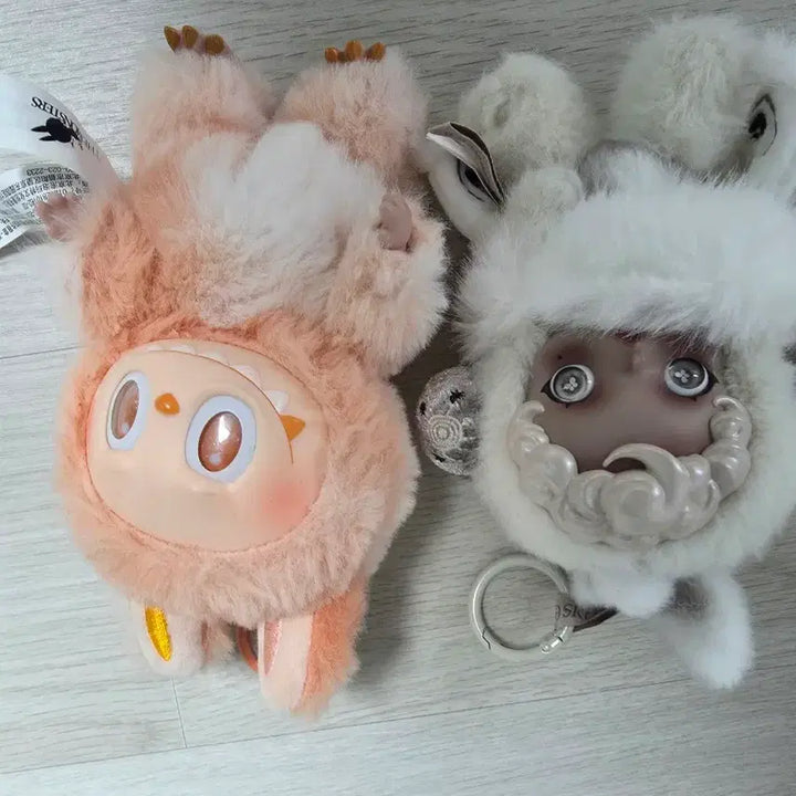 [BUNJANG] POP MART Labubu &amp; Skull Panda Figures / POP MART 라부부, 스컬판다