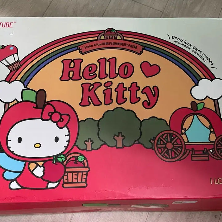 [BUNJANG] Hello Kitty Apple Bluetooth Speaker New / 헬로키티 사과 블루투스 스피커 새상품