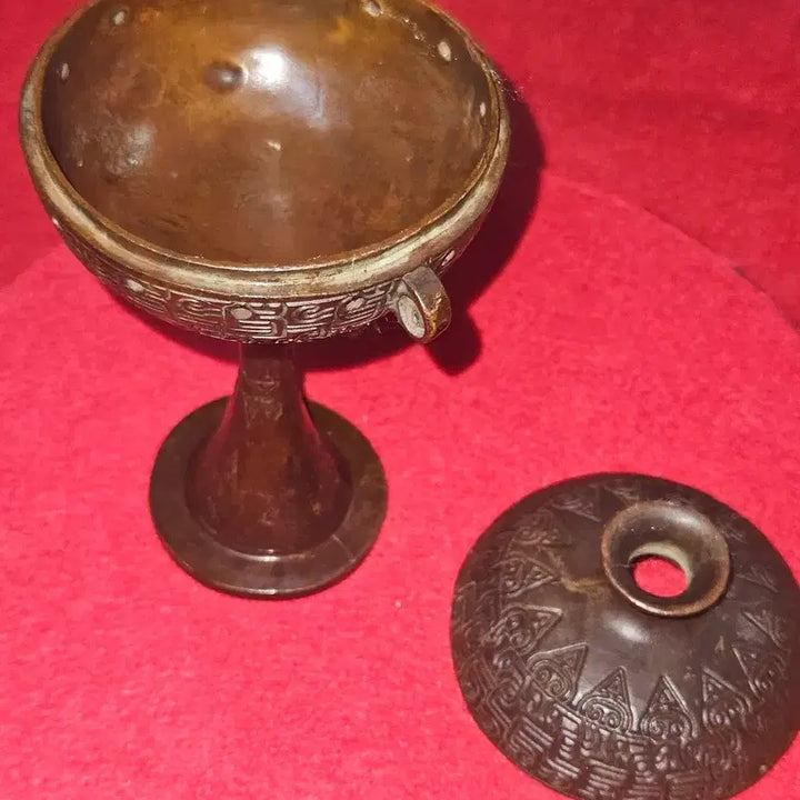 [BUNJANG] Antique Bronze Pedestal Censer with Pierced Lid and Traditional Patterns / 고풍스러운 엔틱 적동 고배형 향로 (전통 문양 투각 / 다도.서재 소품)