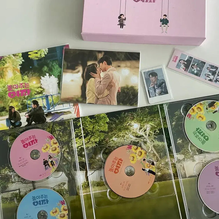[BUNJANG] The Woman Who Plays With Us Making Blu-ray (Starring Uhm Tae-goo) / <놀아주는 여자> 메이킹 블루레이 (엄태구)
