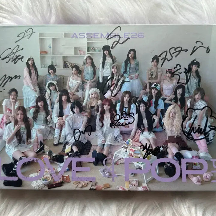 [BUNJANG] Triple S Assemble 26 Love Pop Pt. 1 Signed Album / 트리플에스 triple s 친필 싸인앨범