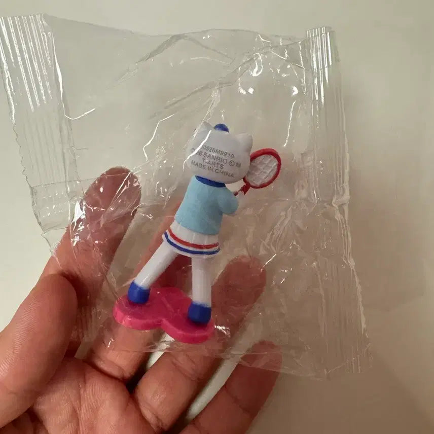 [BUNJANG] Hello Kitty Upstyle Long-Legged Tennis Figure / 헬로키티 업스타일 롱다리 테니스 피규어