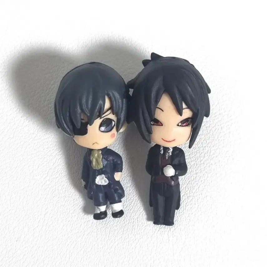 [BUNJANG] Black Butler Ciel Phantomhive Sebastian Michaelis Swing Gacha Figure Keyring / 고전) 흑집사 시엘 세바스찬 팬텀하이브 스윙가챠 피규어 키링