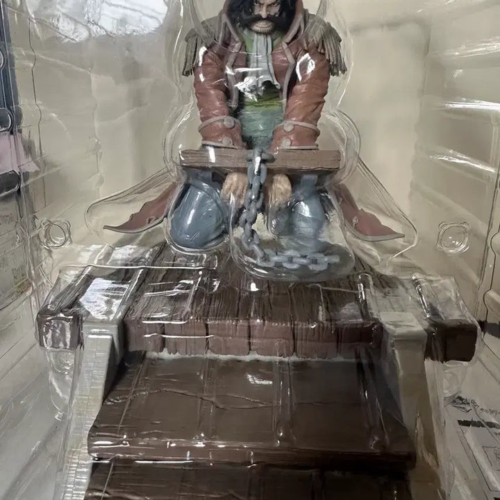 [BUNJANG] One Piece Ichiban Shoji Last One Gol D. Roger Execution Stand Figure / 원피스 제일복권 라스트원 골드로저 처형대 피규어 골디로저