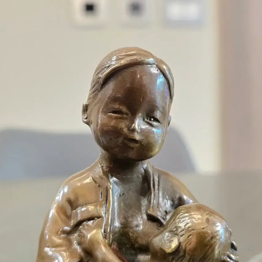 [BUNJANG] Dong Bronze "Mother and Child" Sculpture / 동브론즈 "엄마와 아기"