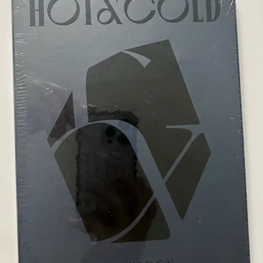 [BUNJANG] Park Ji Hoon Mini 5th Album HOT&amp;COLD Darkness Ver. Sealed / 박지훈 미니 5집 HOT&amp;COLD Darkness Ver. 미개봉