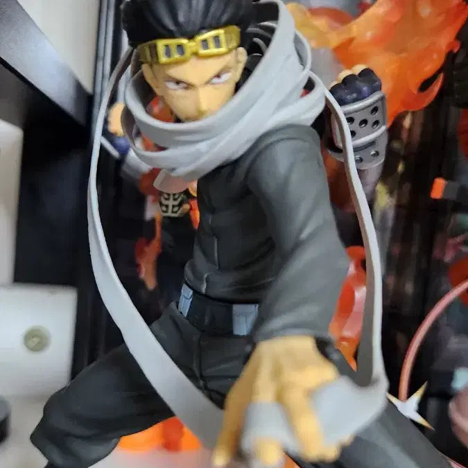 [BUNJANG] My Hero Academia Aizawa Shota Figure / +아이자와 하위상 덤) 나의 히어로 아카데미아 아이자와 쇼타 피규어