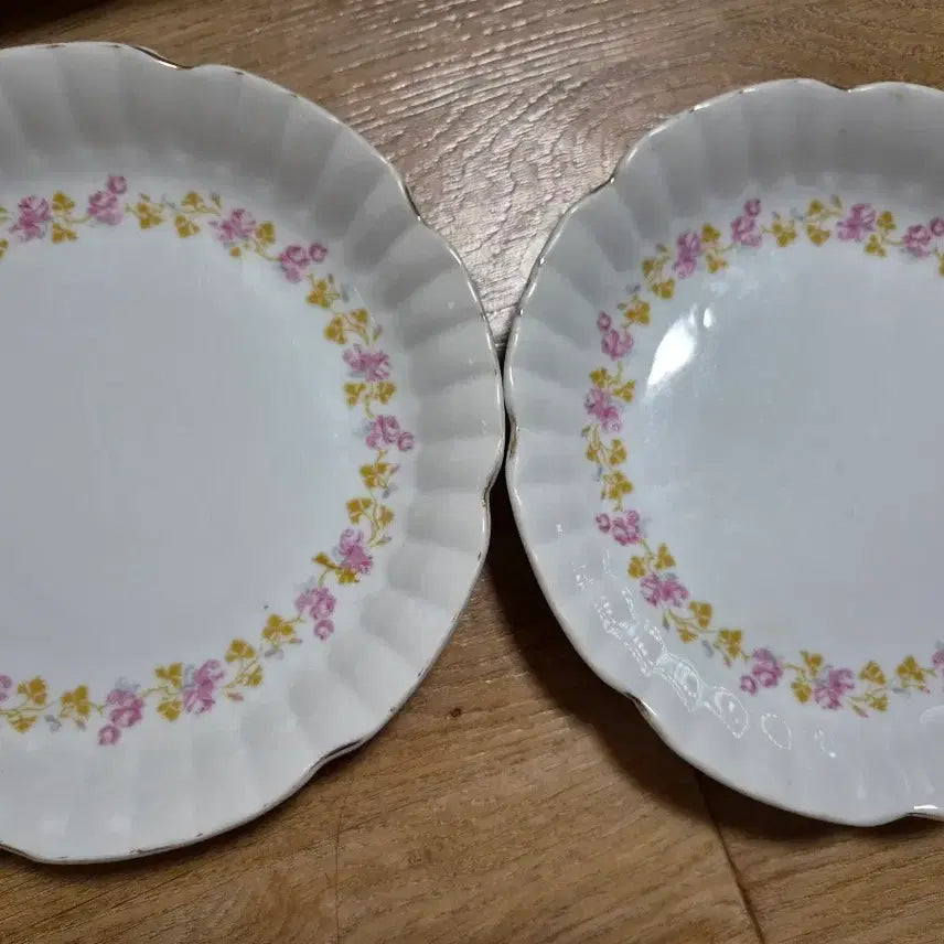 [BUNJANG] Vintage Haennamsa Plate (20cm) / 빈티지 행남사 접시(20cm)