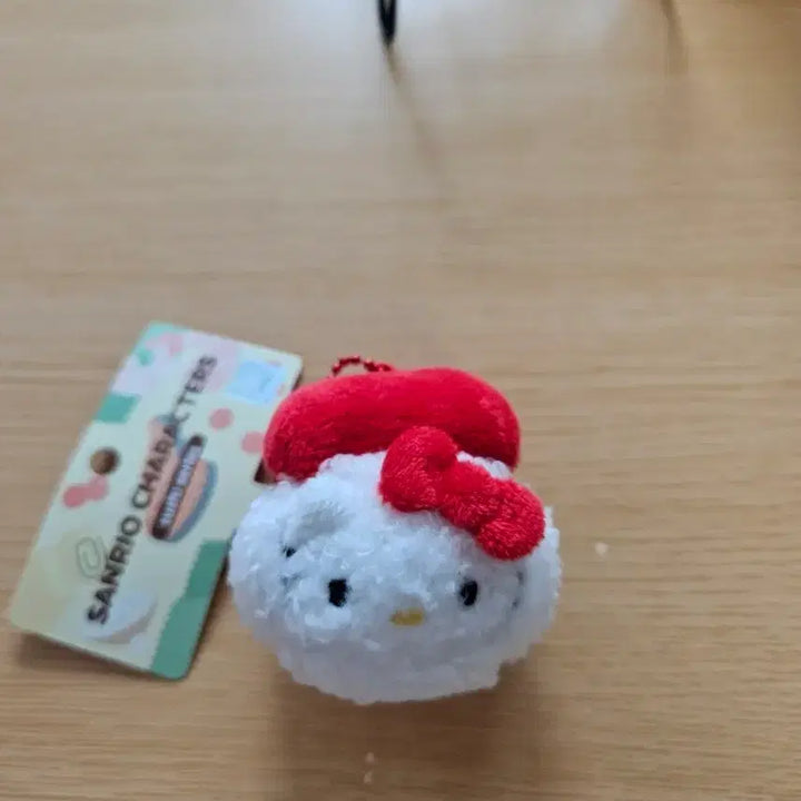[BUNJANG] Hello Kitty Sushi Keychain - New / 헬로키티 초밥 키링 새상품