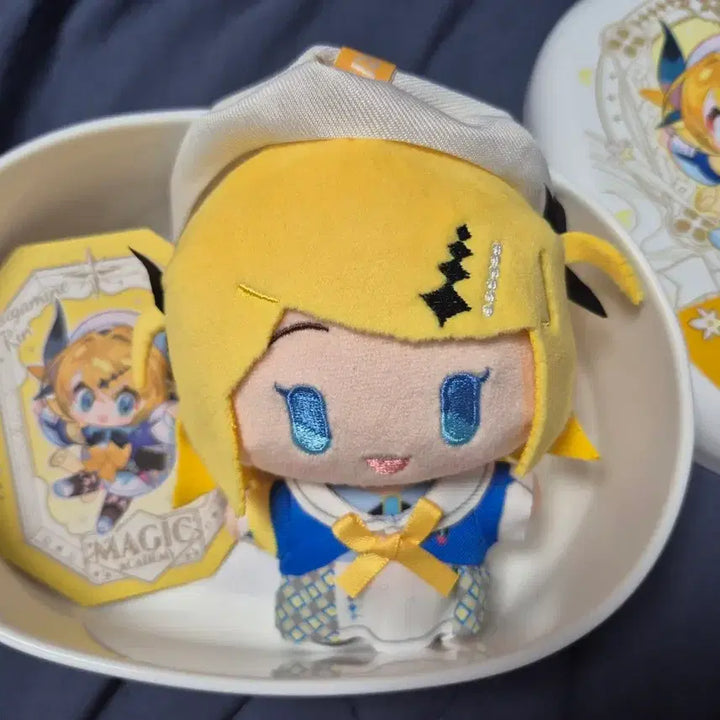 [BUNJANG] Kagamine Rin Magic Academy Lunch Box Plush Doll / 카가미네 린 매직 아카데미 야미박스 도시락통 인형 누이