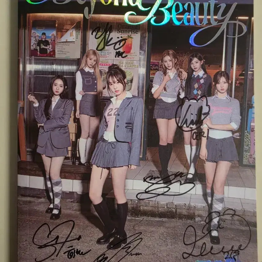 [BUNJANG] tripleS Unit msnz Autographed CD [Beyond Beauty] / 트리플에스 tripleS미소녀즈(msnz) 친필 싸인시디