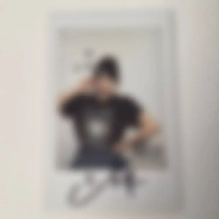 [BUNJANG] QWER Si-Oming Signed Polaroid Photo / QWER 시요밍 시연 싸인 폴라로이드 싸폴 팬싸 폴라