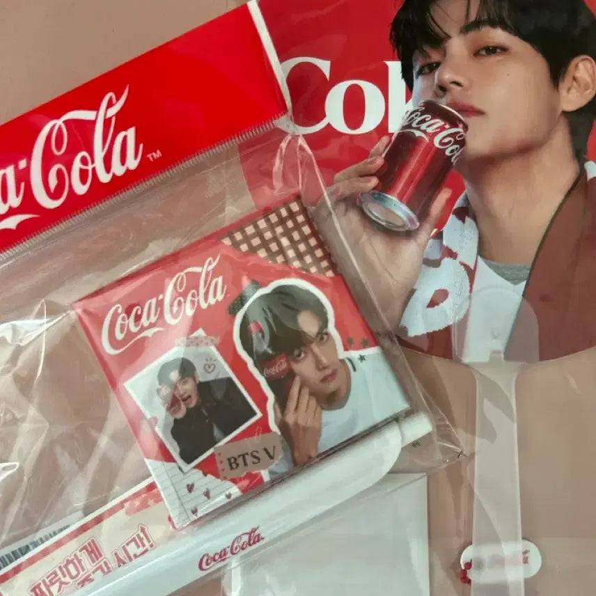 [BUNJANG] Coca-Cola x BTS V Limited Edition Fan &amp; Stationery Set / 코카콜라 BTS 뷔 부채 문구세트