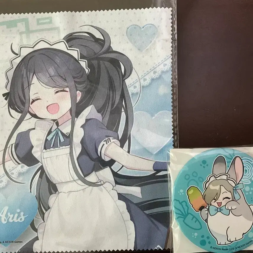 [BUNJANG] Blue Archive Aris Glasses Cleaner + Asuna Can Badge / 블루아카이브 아리스 안경닦이+아스나 캔뱃지