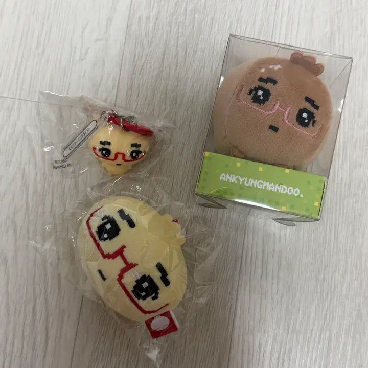 [BUNJANG] Ankyangmandu Ginimanduu Stress Ball Keyring / 안경만두 기니만듀 스트레스볼 키링 미개봉 일괄 양도