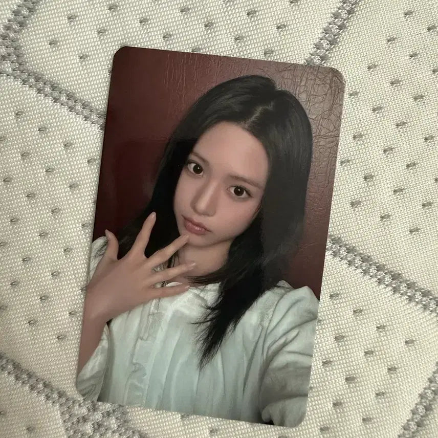 [BUNJANG] Lysine Xena Runway Workshop Photocard / 리센느 제나 런어웨이 공방 포카 양도