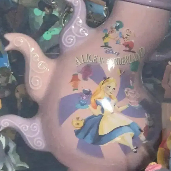 [BUNJANG] Disney Alice in Wonderland 70th Anniversary Teapot / 디즈니 이상한 나라의 앨리스 70주년 찻주전자