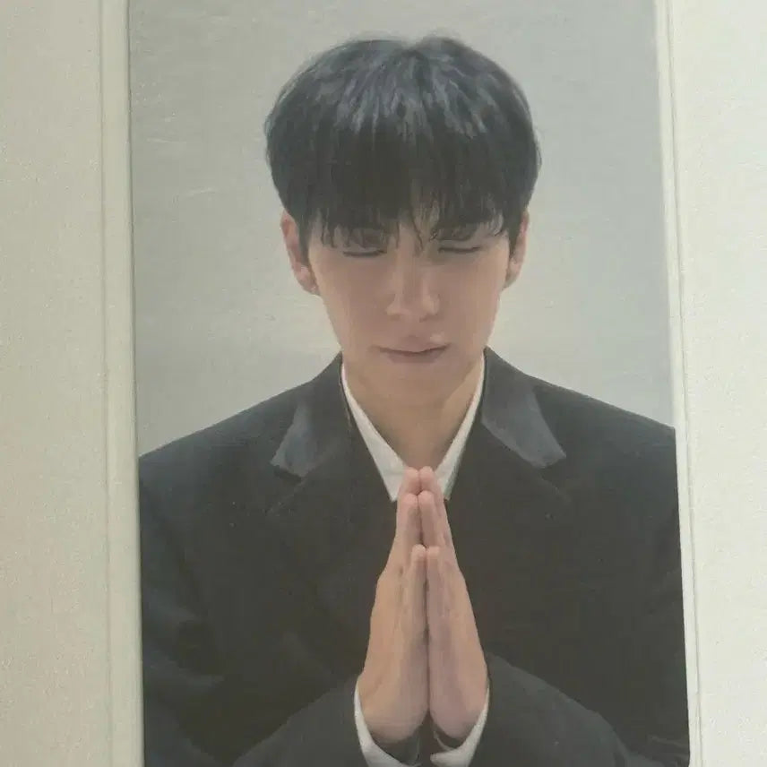 [BUNJANG] DAY6 DEKADE FINALE Off Official Photocard Wonpil / 데이식스 데케이드 피날레 오프 5만원포카 기도원필