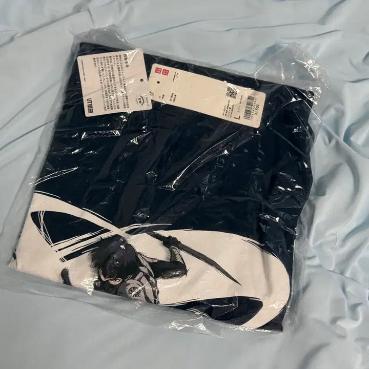 [BUNJANG] Uniqlo Kaiju No. 8 Hoshina Shiro T-Shirt / 일본 유니클로 괴수8호 콜라보 호시나 소우시로 티셔츠 반팔