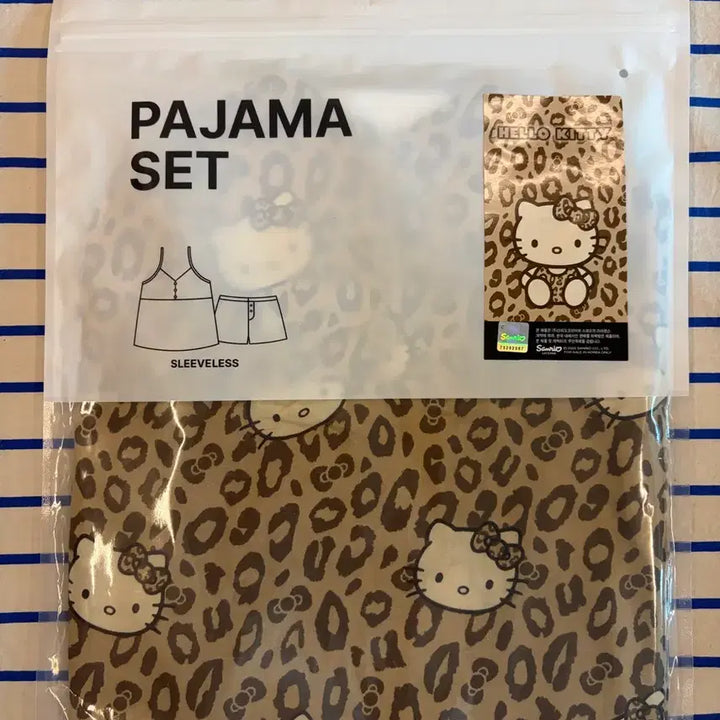 [BUNJANG] Spao Hello Kitty Leopard Pajama Set Brown S (Sealed) / 미개봉) 스파오 헬로키티 레오파드 슬립 파자마 브라운 S