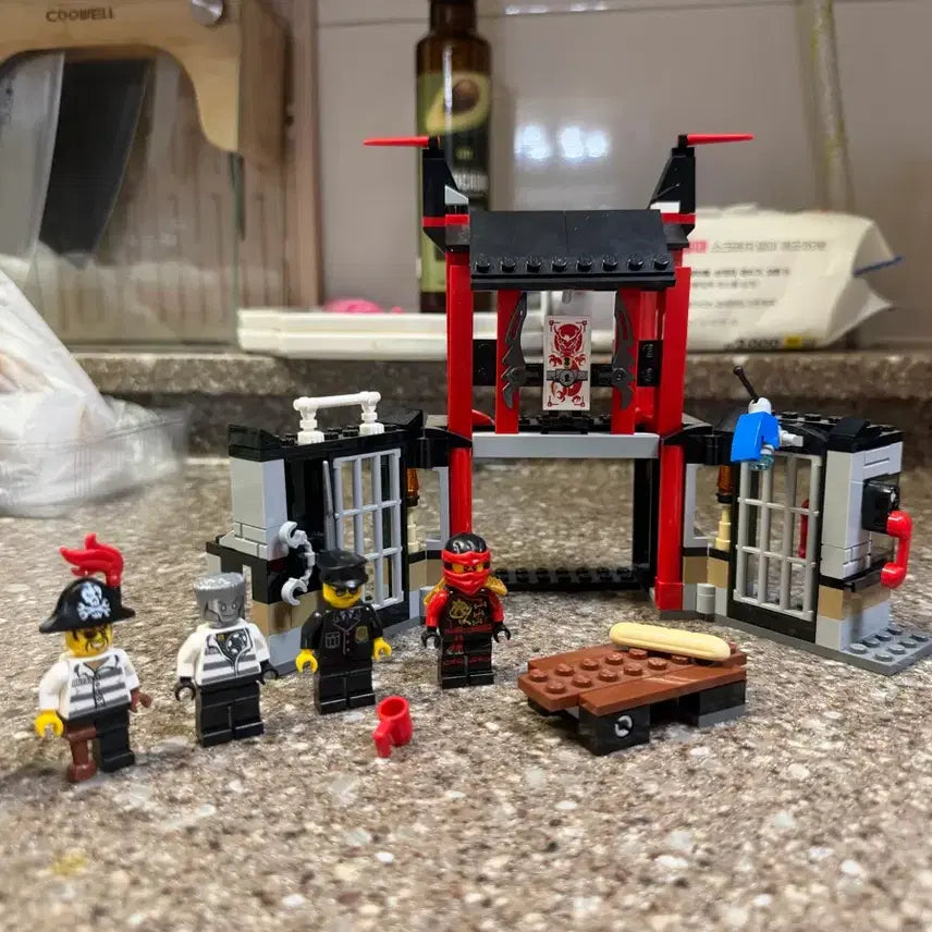 [BUNJANG] LEGO Ninjago 70951 Cryptarium Prison / 레고 닌자고 70951 크립타리움 감옥(배송비포함)