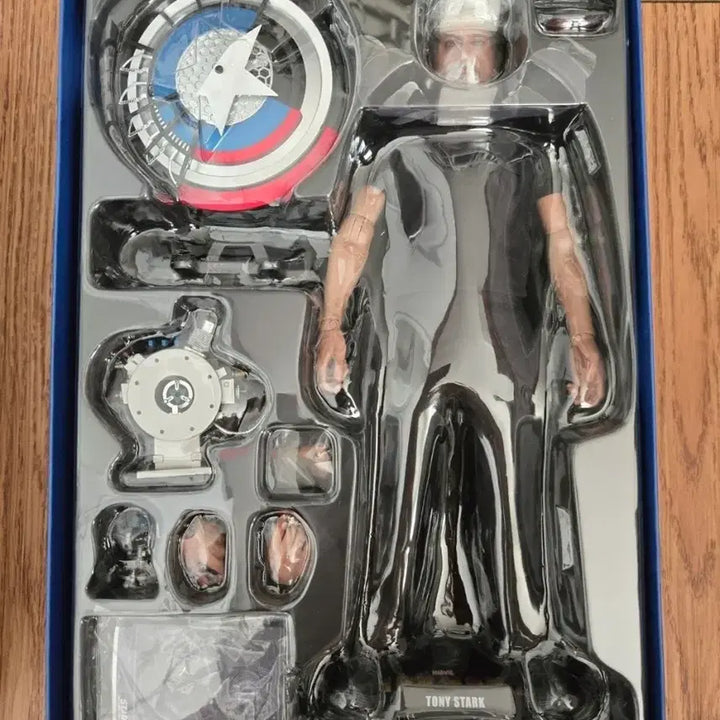 [BUNJANG] Hot Toys Iron Man Tony Stark Figure / 핫토이 아이언맨 토니스타크 피규어