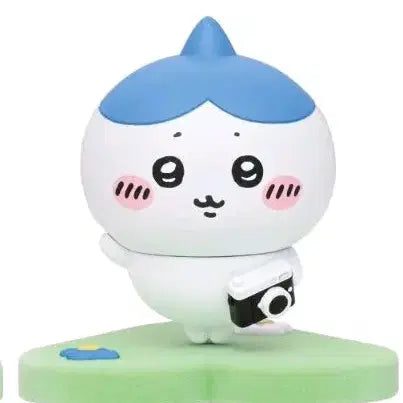 [BUNJANG] Chiikawa Hachiware "Full of Hachi" Figure with Hachi Camera and Horns / 치이카와 하치와레 투성이 다라케 피규어 하치 투성이 하치 카메라 뿔