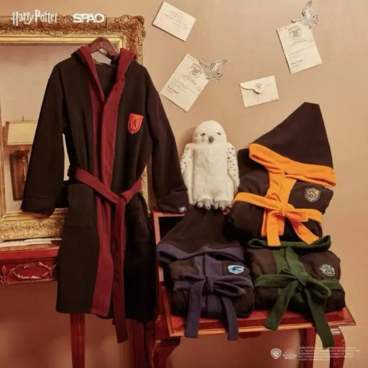 [BUNJANG] SPAO Harry Potter Gryffindor Pajama Robe / 해리포터 스파오 파자마 망토 로브 (그리핀도르)