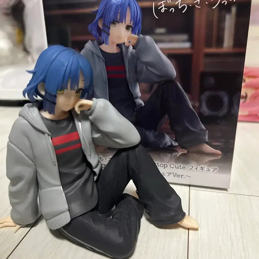 [BUNJANG] Bocchi the Rock! Yamada Ryo Desktop Figure / 봇치 더 록 야마다 료 데스크탑 큐트 피규어