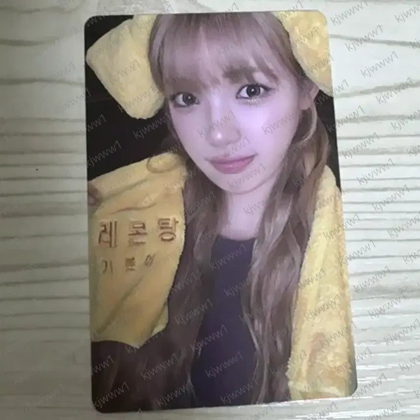 [BUNJANG] Lemon Tang Jump Up YUHA Photocard / 레몬탱 점프업 유하 포카