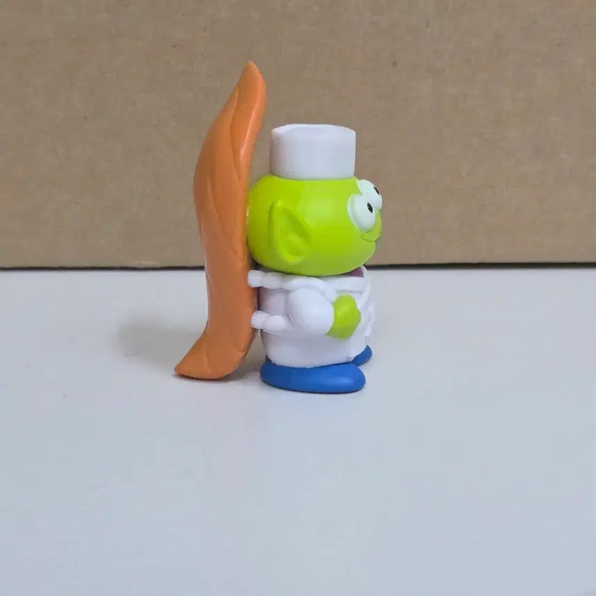 [BUNJANG] Toy Story Alien Sushi Figure / 토이스토리 알린 스시 피규어