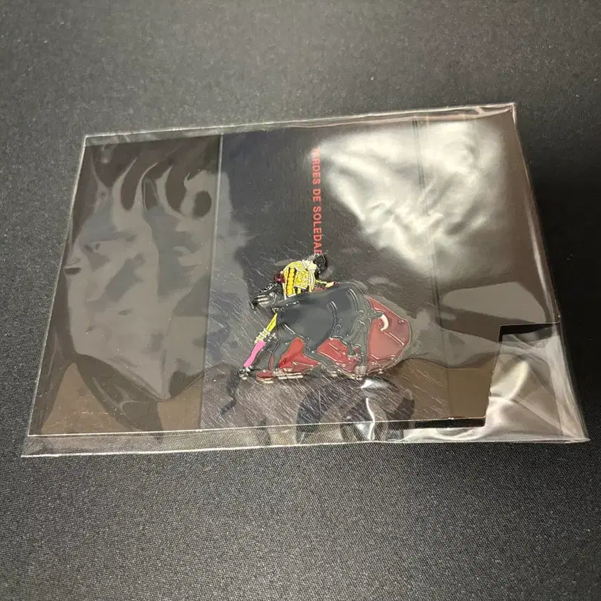 [BUNJANG] SEVENTEEN Jeonghan "Afternoon Solitude" Badge (Sealed) / 고독의 오후 뱃지 미개봉