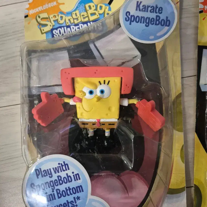 [BUNJANG] 2009 Nickelodeon Jakks Pacific SpongeBob &amp; Sandy Cheeks Karate &amp; Space Suit Figures Set / 2009년 고전 니켈로디언 잭파시픽 가라테 스폰지밥, 샌디칙스 피규어
