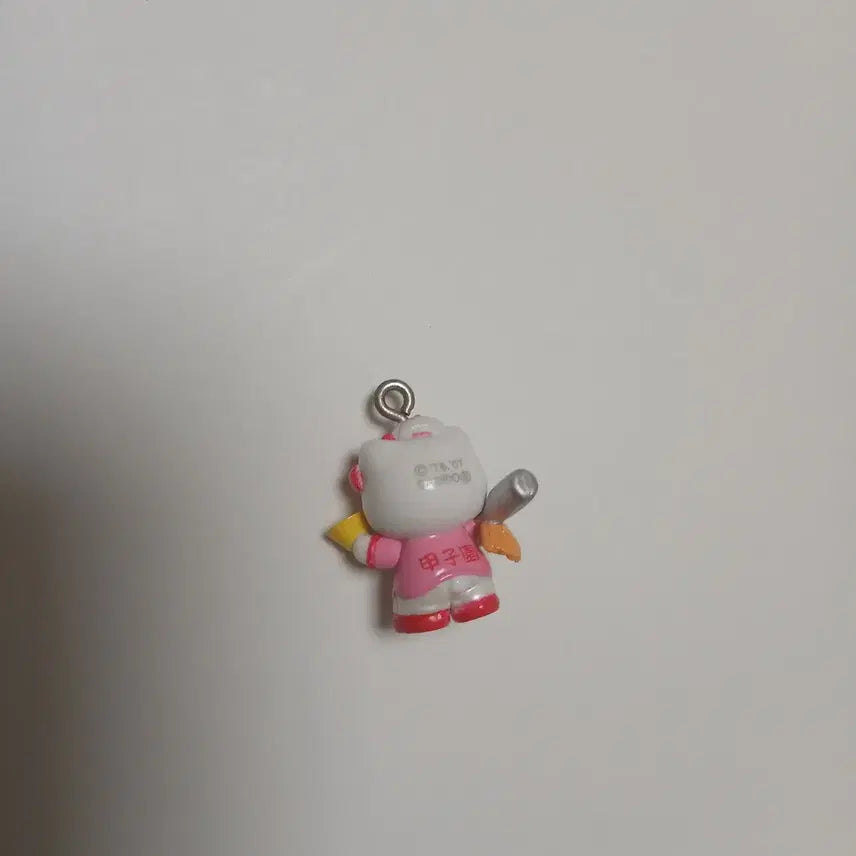 [BUNJANG] 2007 Baseball Kitty Strap Gacha Figure / 고전 키티스트랩 야구 운동 스포츠 키티 가챠 피규어 킽스
