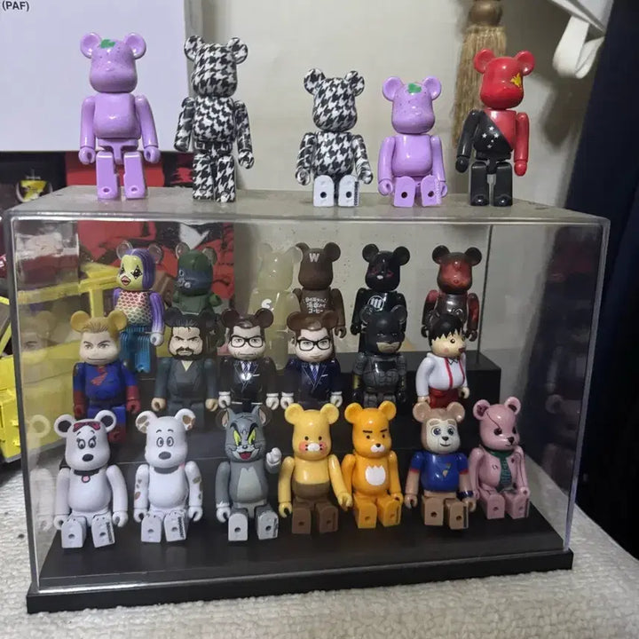 [BUNJANG] Bearbrick 100% 24-Figure Bundle Set / (택포 12)베어브릭 100% 24종 일괄판매