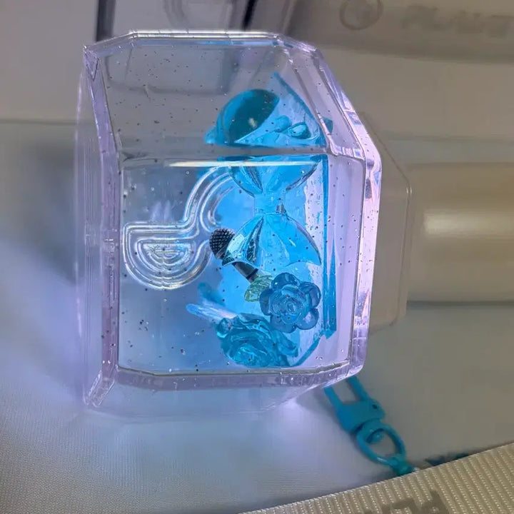 [BUNJANG] PlaYEob Official Lightstick with Parts and Strap / 플레이브 응원봉 (파츠, 스트랩 포함) 판매 합니다.