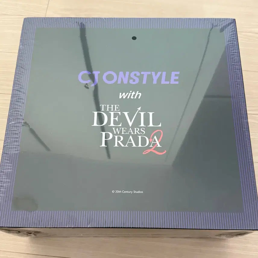 [BUNJANG] The Devil Wears Prada 2 Workstation Goods Package (Sealed) / 미개봉) 악마는 프라다를 입는다 2 워크스테이션 굿즈 패키지