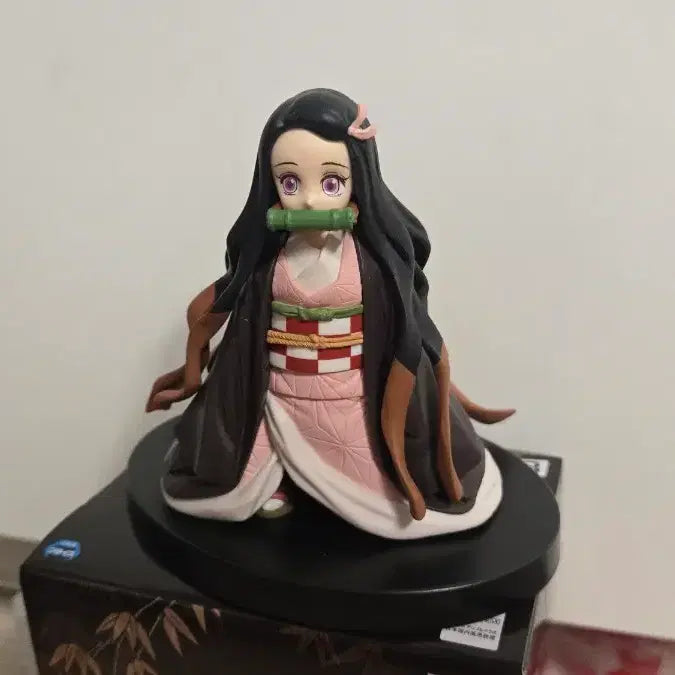 [BUNJANG] Demon Slayer Nezuko Figure (Unsealed) / 개봉 귀멸의 칼날 네즈코 피규어