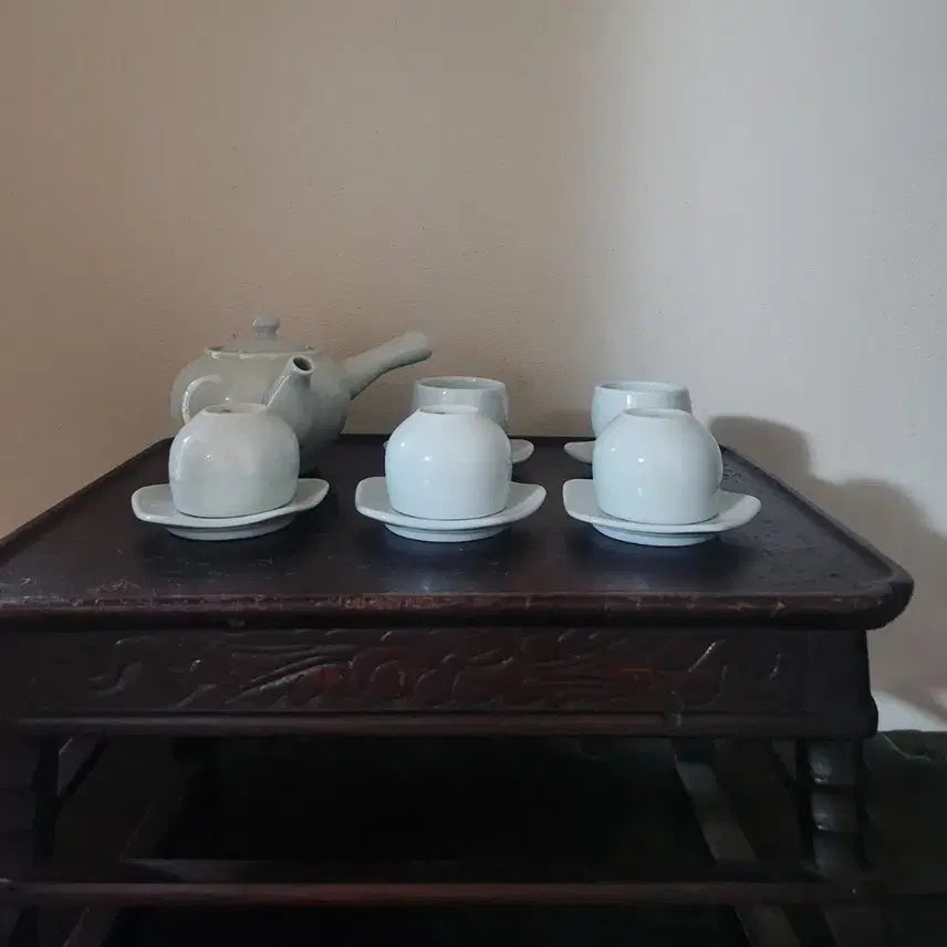 [BUNJANG] Sohrim Lee Seok-hwa Master Celadon Tea Set / 소림 이석화 작가] 순백의 단아함이 깃든 고풍스러운 다기 세트