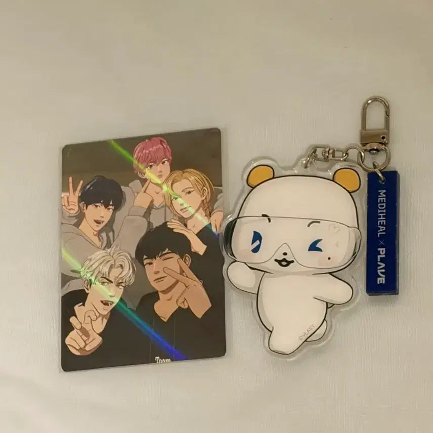 [BUNJANG] PLAVE Group Photocard and MA Mirror Keyring Bundle Set / 플레이브 단체 포토카드와 뫄 거울 키링 일괄 판매 합니다.