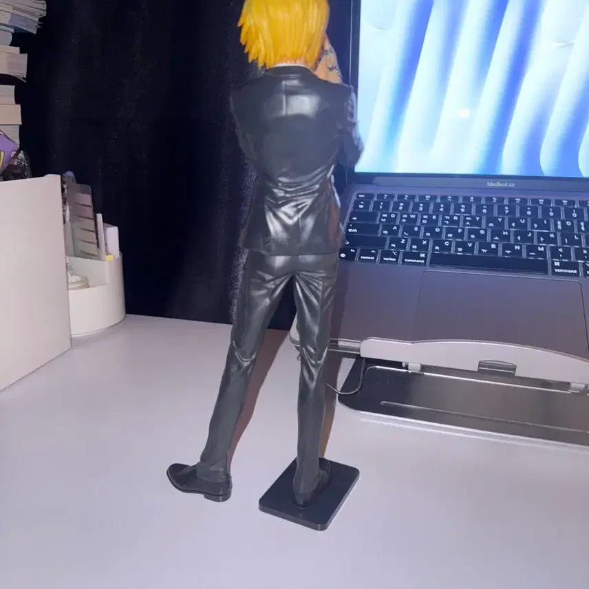 [BUNJANG] Hunter x Hunter Kurapika Figure / 헌터헌터 크라피카 피규어
