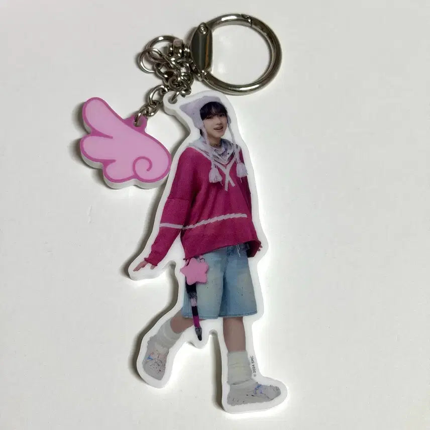 [BUNJANG] NCT WISH Sakuya Wing Keychain Japan Tour Goods / 엔시티 위시 사쿠야 날개키링 로그인 일본투어 굿즈 양도
