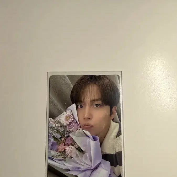 [BUNJANG] ATEEZ Jongho Tok Tok Flower Bouquet Version Double-Sided Photocard / 에이티즈 톡톡 꽃다발ver. 종호 (양면 포카)
