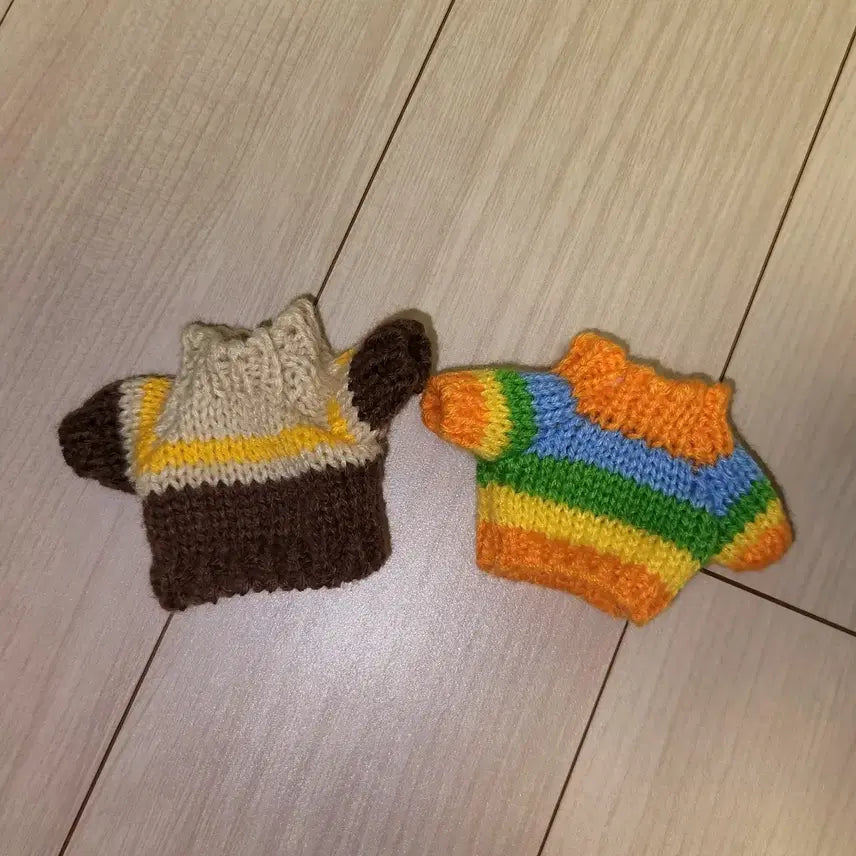 [BUNJANG] 10cm Doll Clothes Knit Rainbow &amp; Chestnut Sweater Top Set / 10cm 인형옷 뜨개 솜깅옷 무지개 &amp; 군밤 스웨터 상의 10깅옷 세트