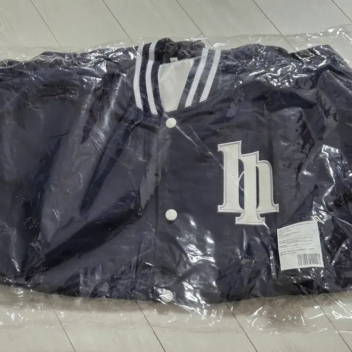 [BUNJANG] Hololive Campus Festival Varsity Jacket XL / 홀로라이브 캠퍼스 페스티벌 과잠