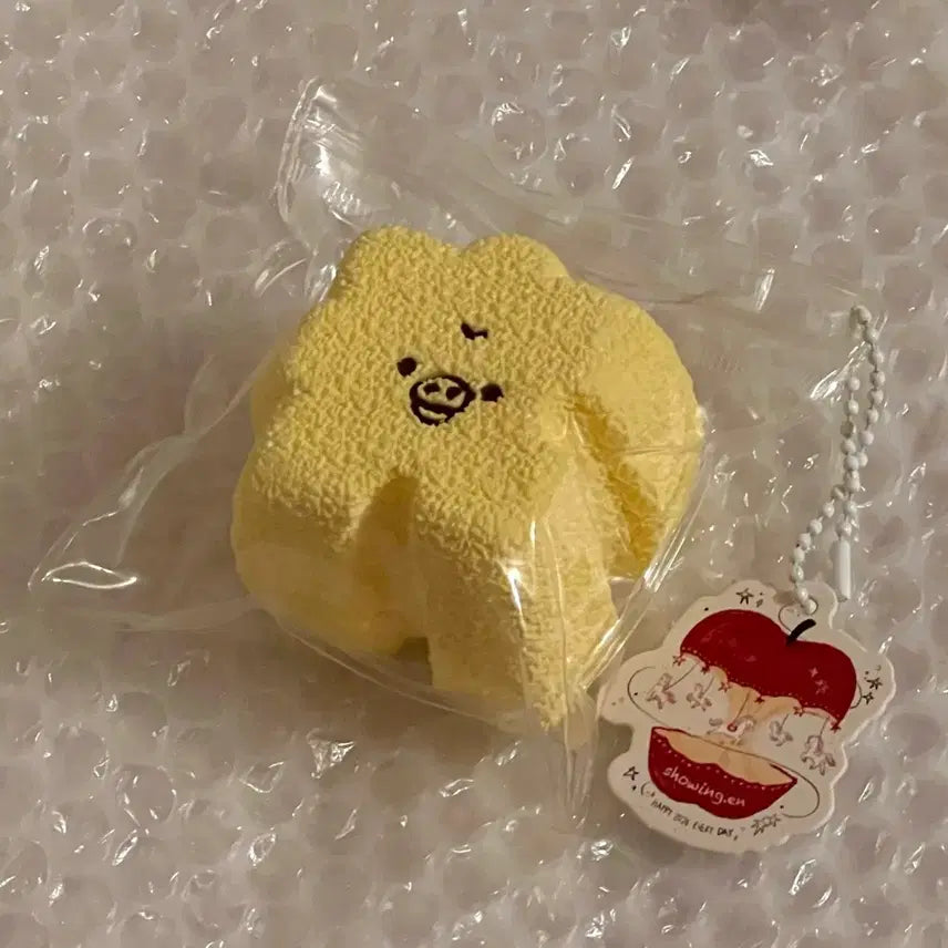 [BUNJANG] Showing Rilakkuma Kiiroitori Banana Mousse Squishy Toy / Showing 쇼잉 리락쿠마 키이로이토이 바나나 무스 말랑이 샤오홍슈