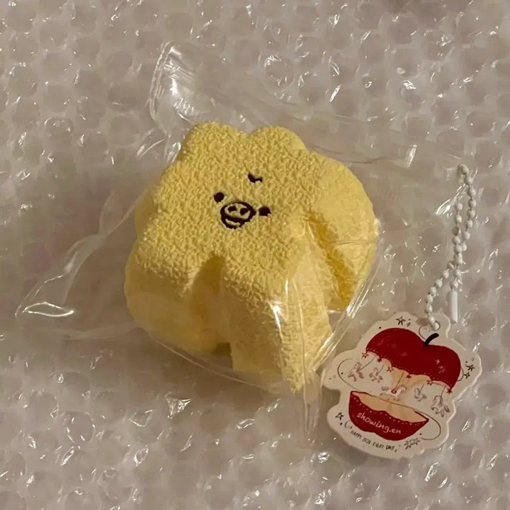 [BUNJANG] Showing Rilakkuma Kiiroitori Banana Mousse Squishy Toy / Showing 쇼잉 리락쿠마 키이로이토이 바나나 무스 말랑이 샤오홍슈