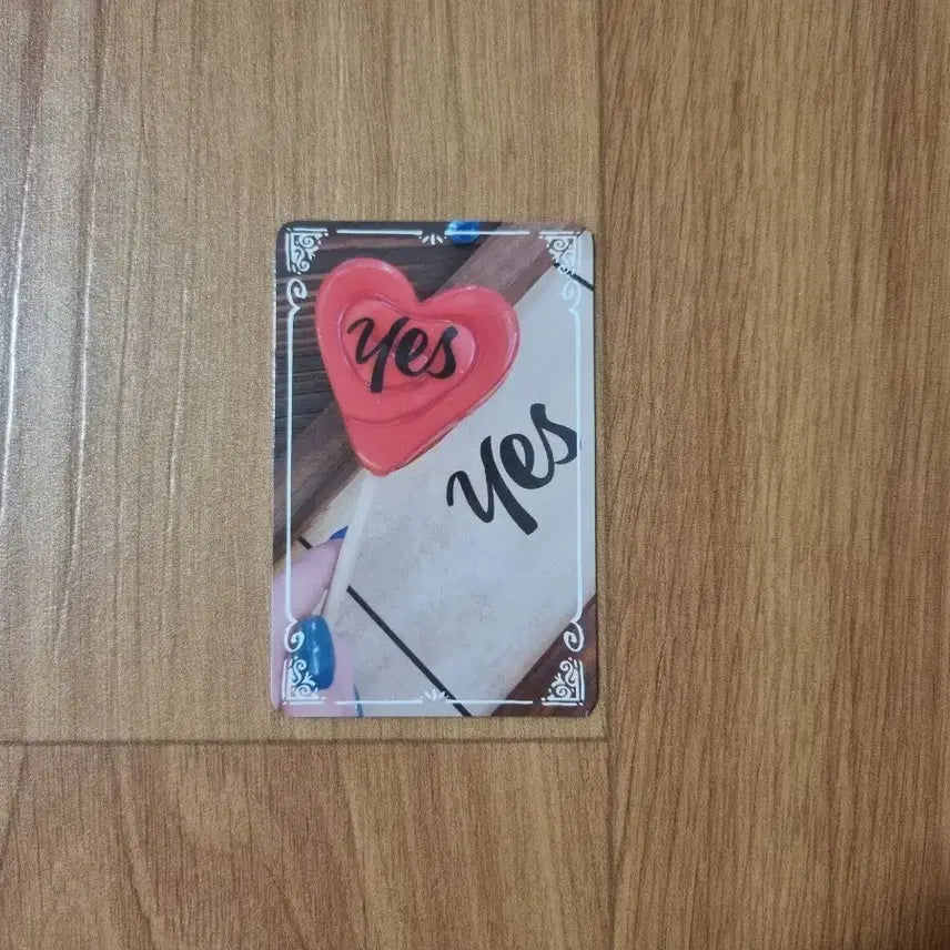 [BUNJANG] Twice YESEOLEYE Momo Hand Photocard / 트와이스 예올예 모모 손 포토카드(포카)