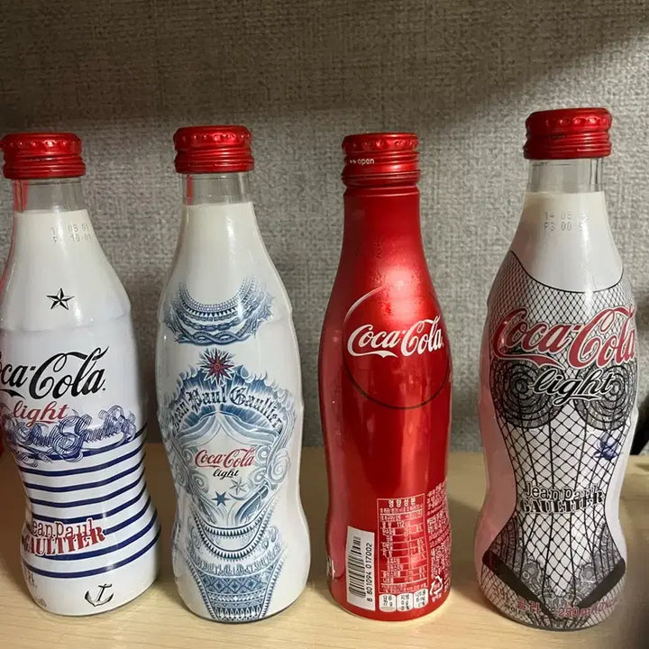 [BUNJANG] Jean Paul Gaultier x Coca-Cola Collaboration Collectible Display Item / 장폴고티에 콜라보 코카콜라 수집용 인테리어